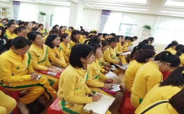 2024年幼儿园小班保育员个人总结5篇