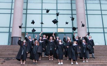 毕业自我鉴定表100字7篇