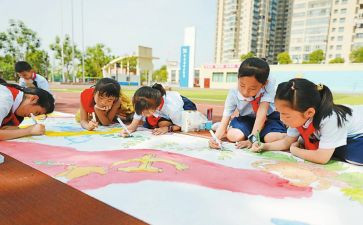 大班幼儿园绘画教案8篇