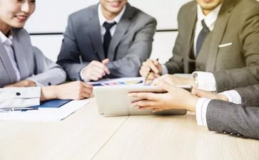 听班主任工作交流心得5篇