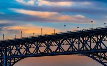 我熟悉的桥作文500字推荐8篇