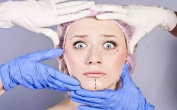 有关于外貌的作文模板7篇